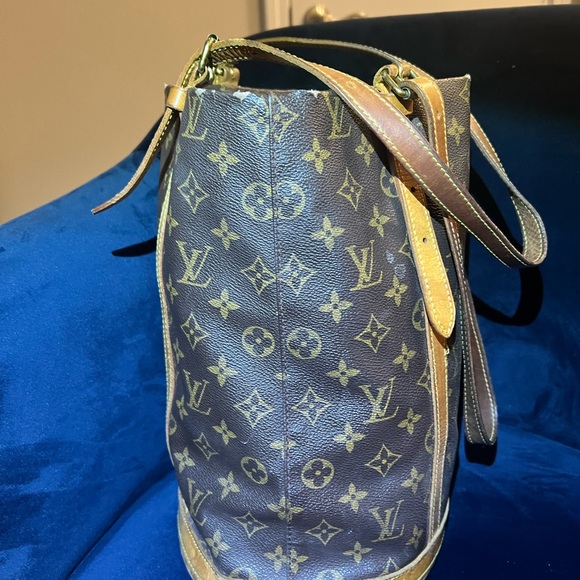 Authentic Vintage Louis Vuitton bucket bag - Picture 2 of 14